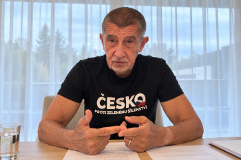Babiš viní kraje. Vedení ANO se odpovědnosti nevyhne
