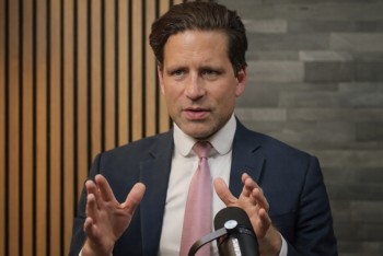 Svatba i děti se stávají luxusem, říká Kovanda