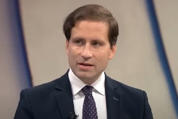 Ropa raketově roste. Česko čeká na benzínkách šok, varuje Kovanda