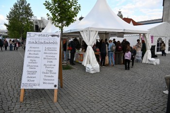 Číst knihy je sport i proto na veletrh Svět knihy naběhli jejich čtenáři