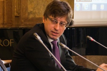 Napsal o prezidentově minulosti. Pak Facebook historika Blažka utnul