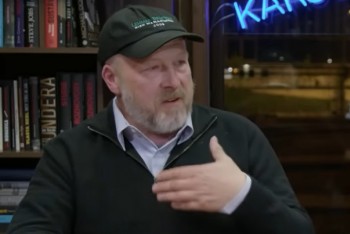 Šik varuje i chválí. Trumpův muž ve FEDu je hra s ohněm